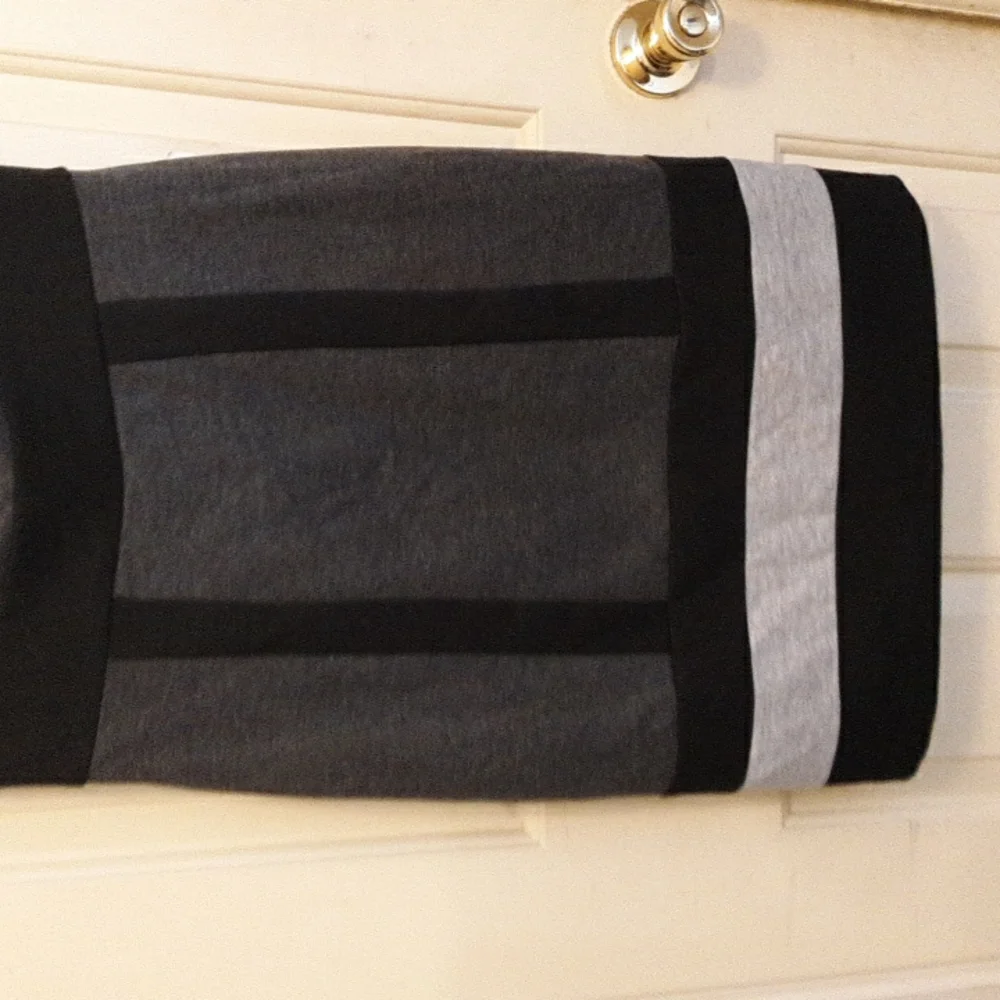 Connected Apparel Size 6 Sleeveless Dress Gray/Black - Picture 3 of 4